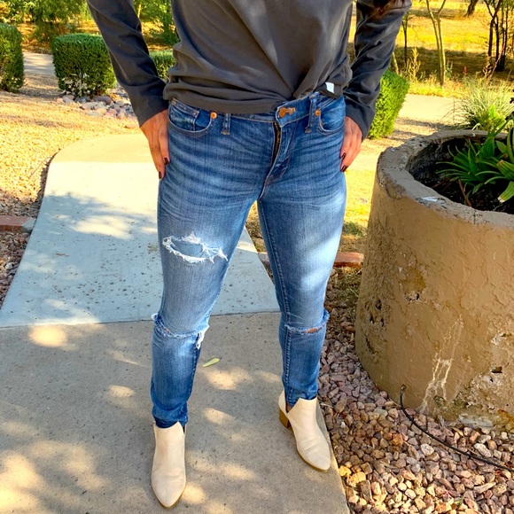Madewell Pants - Madewell High Riser Skinny Jeans
